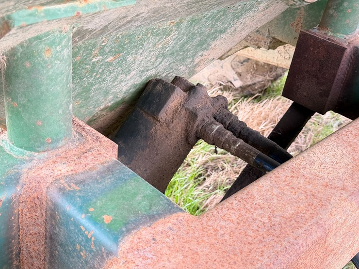 #41023-•-grain-cart-image-45