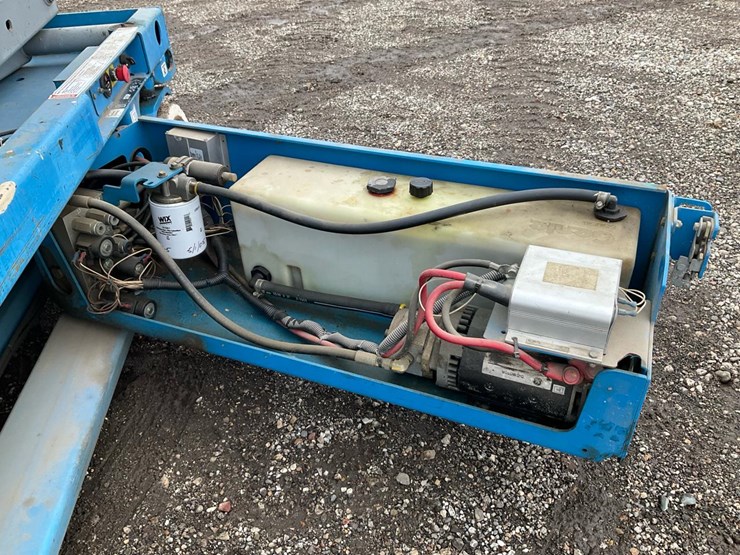 2003-genie-gs3246-image-35