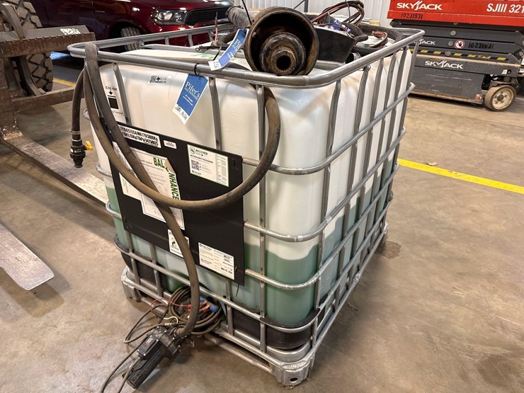 2010-new-holland-br7090-image-26