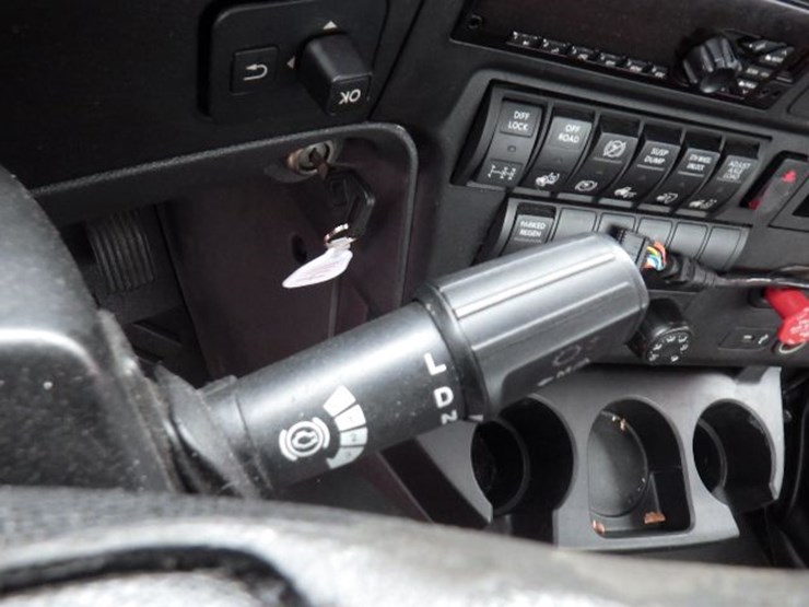 2018-international-prostar-image-16