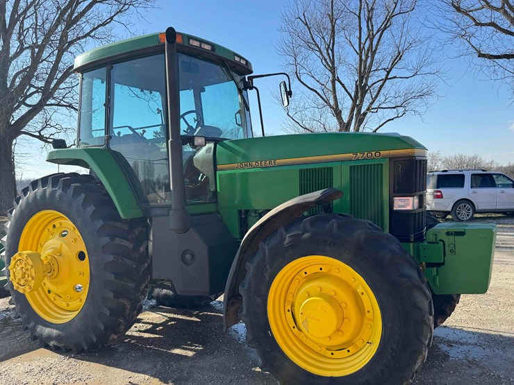 1993-john-deere-7700-image-2