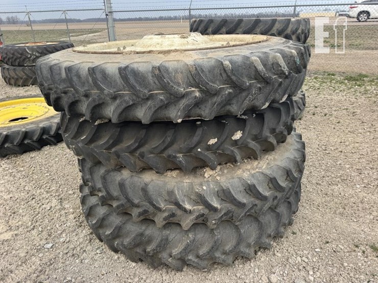 4-tires-and-wheels-image-1