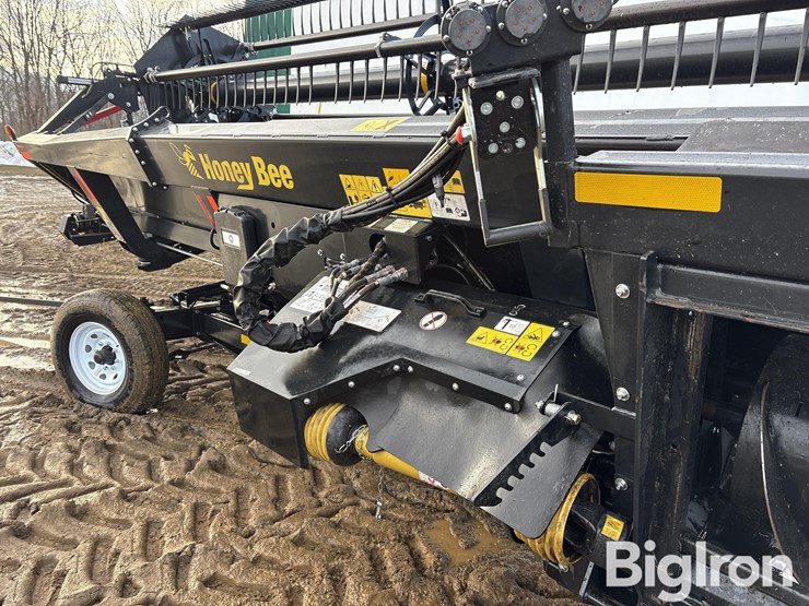 2023-case-ih-820-image-11