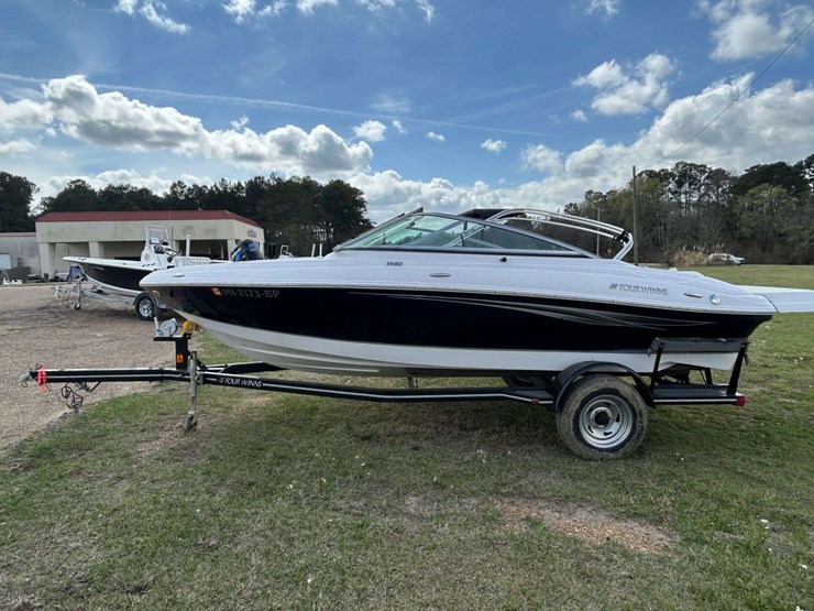 2008-four-winns-h190-ski-boat-image-4