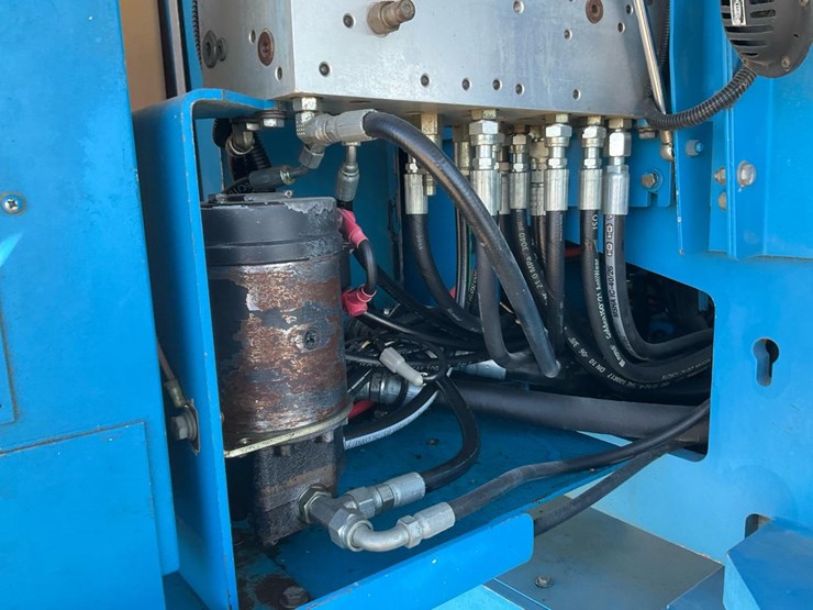 2005-genie-s45-image-61