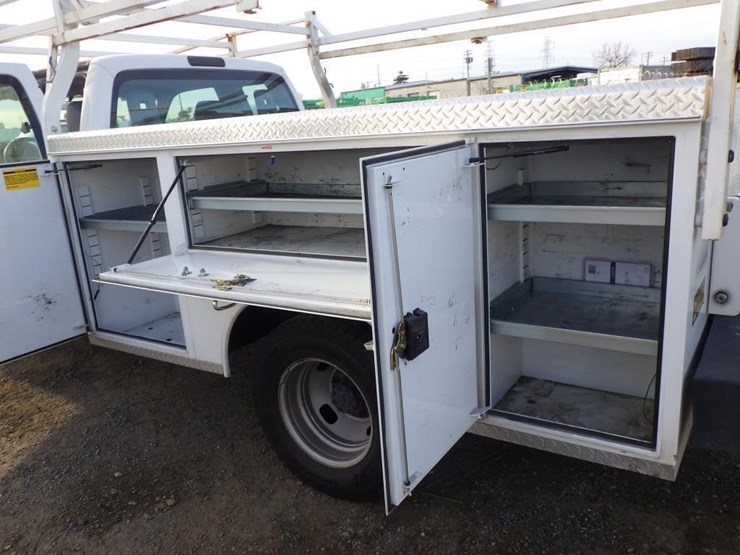 2016-ford-f350-image-8