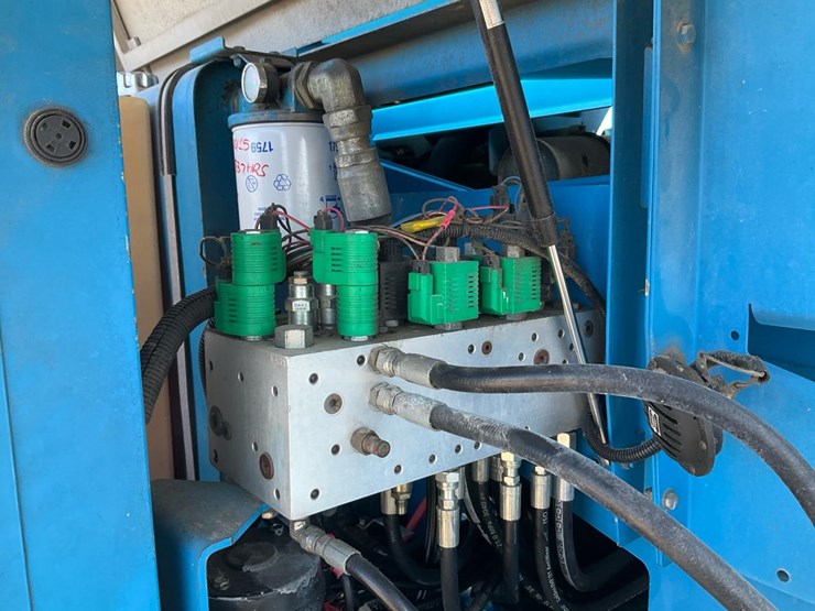 2005-genie-s45-image-60