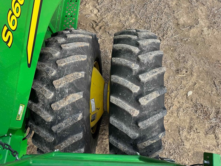 2013-john-deere-s660-image-22