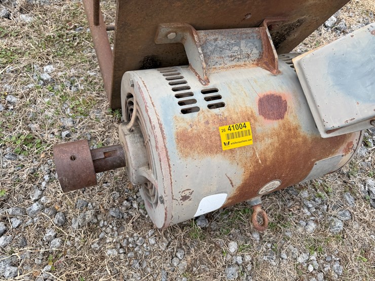 #41004-•-magnelek-60hp-motor-w/stand-image-9