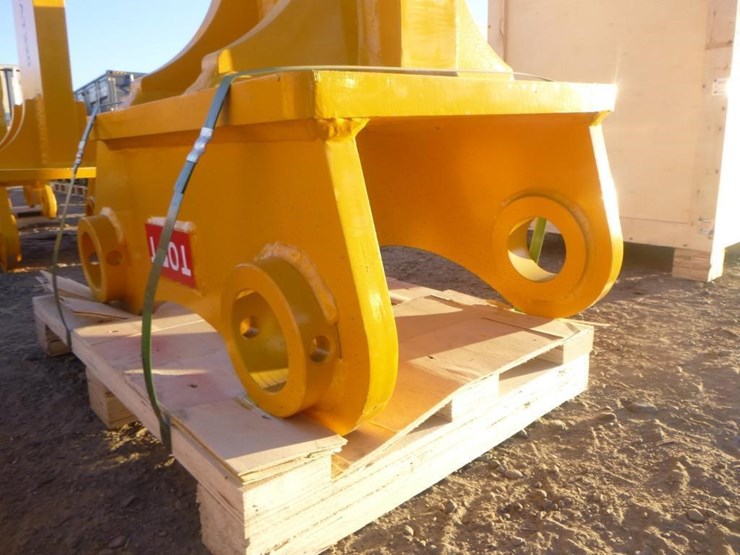 caterpillar-320-image-5