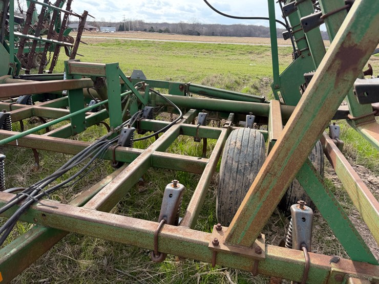 john-deere-40-image-37