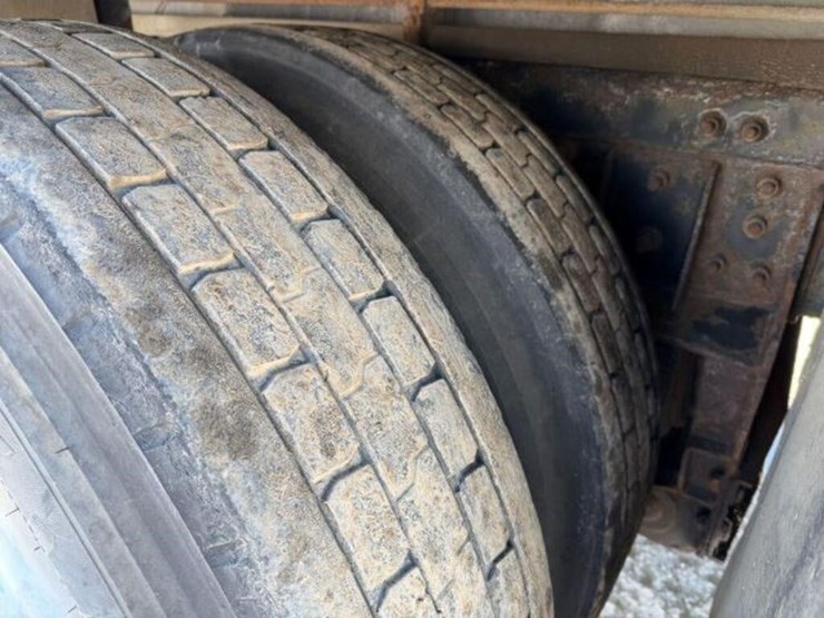 2008-mack-gu813-tri/a-boom/flatbed-truck-1m2ax16c9-image-57