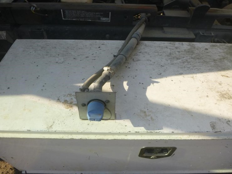 2012-ford-f550-image-18