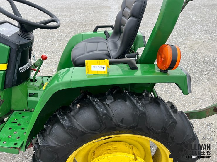 1990-john-deere-770-image-13