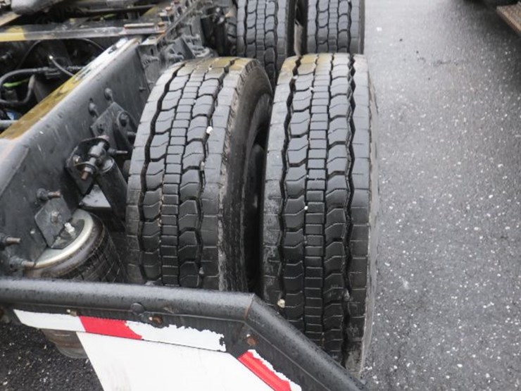 2016-international-8600-image-7