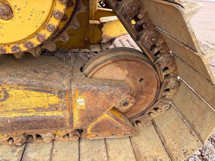caterpillar-d6m-lgp-image-9