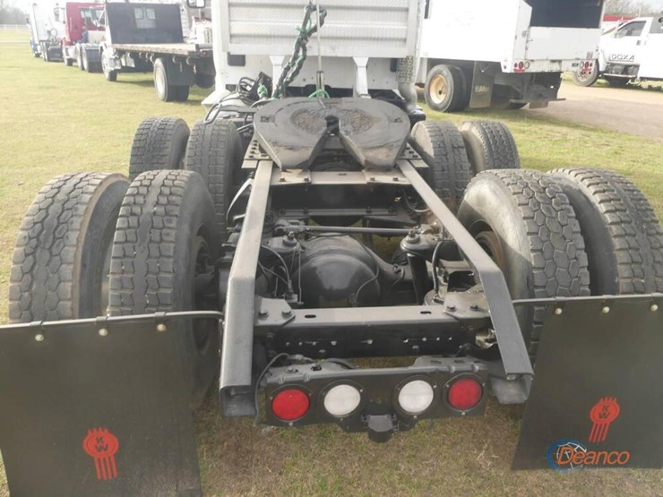 2018-kenworth-t880-image-7