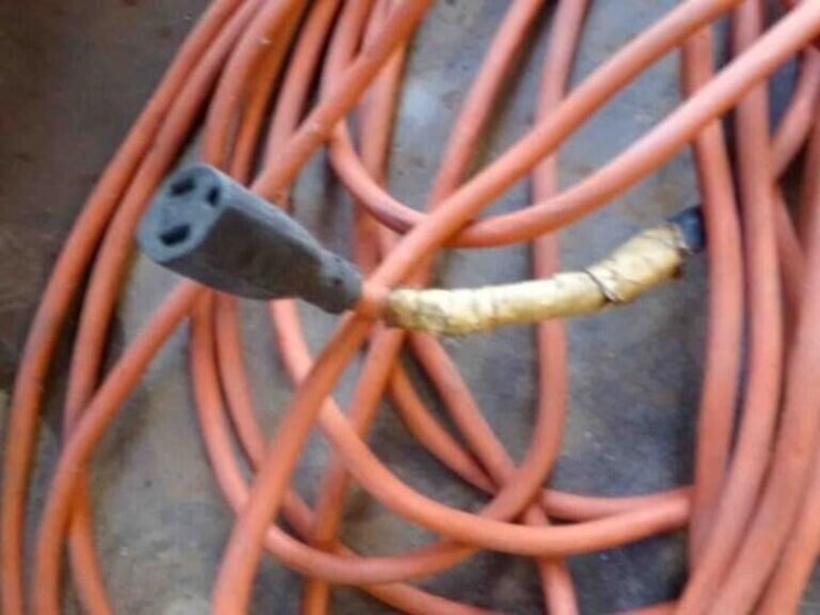 extension-cord-orange-image-2