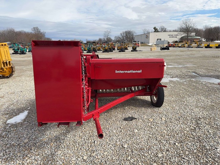 international-baler-image-4