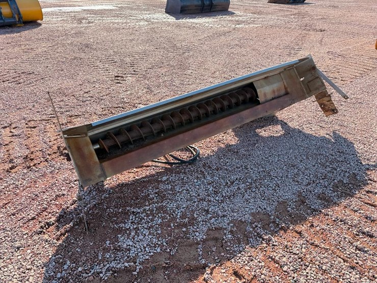 #414-•-lot-414-image-4