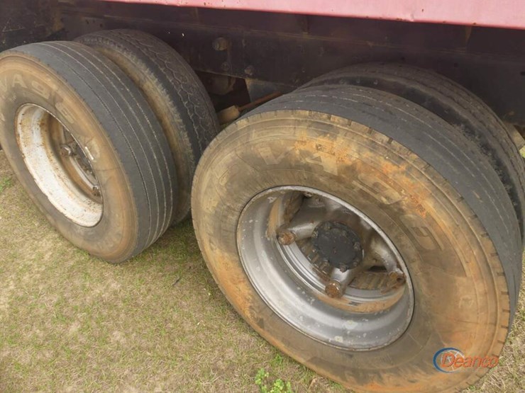 1981-mack-r686st-image-4