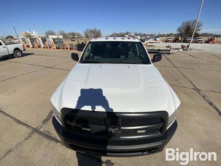 2017-dodge-2500-image-14