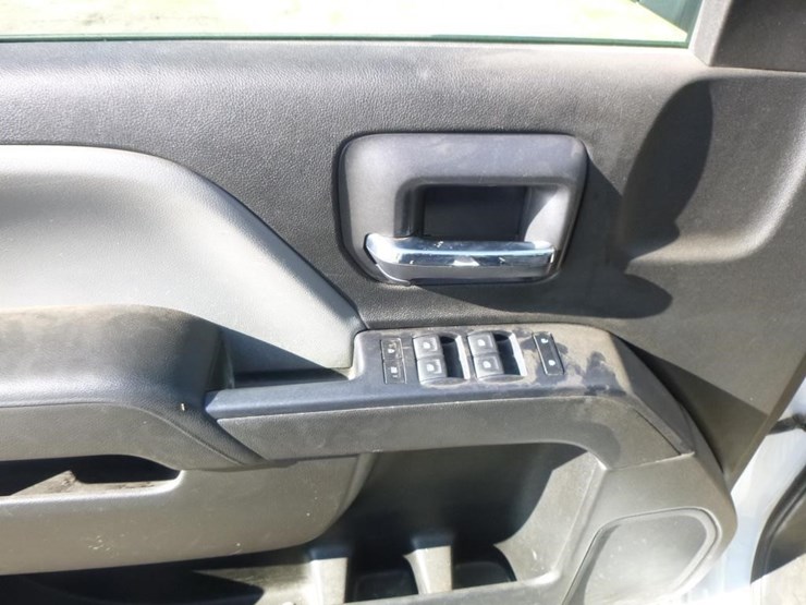 2019-chevrolet-1500-image-14