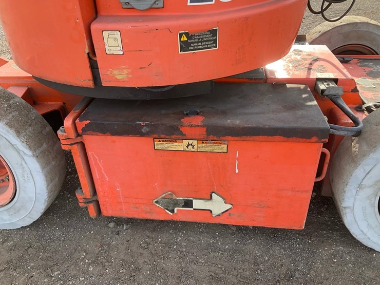 2000-jlg-e300ajp-image-49