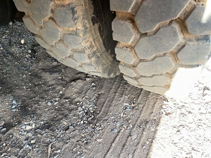 2007-international-durastar-4300-image-22