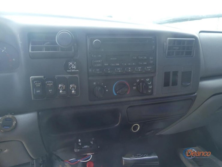 2006-ford-f650-image-22