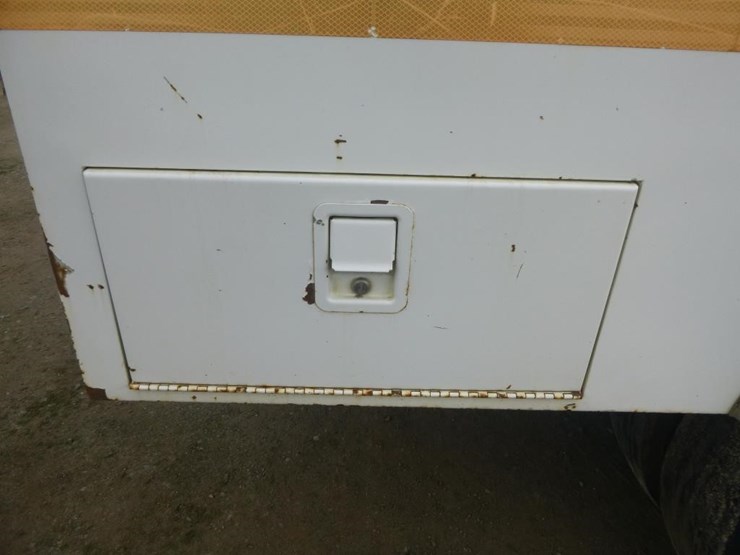 2008-ford-f550-image-23