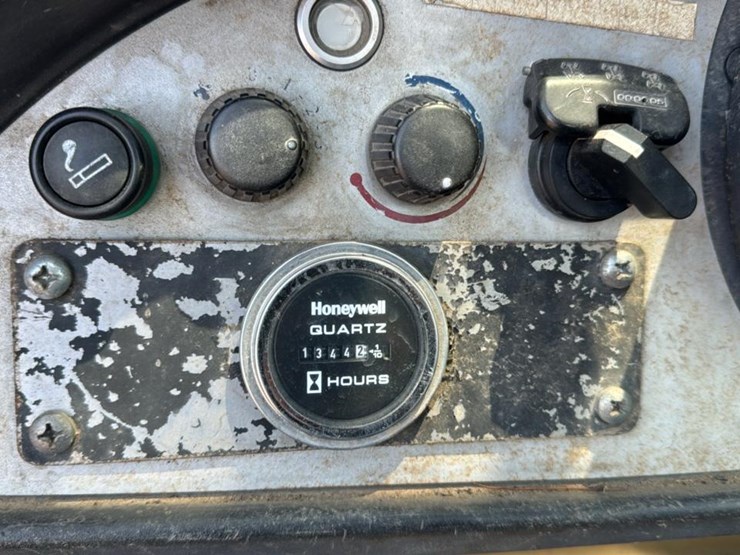 2006-jcb-527-55-image-36