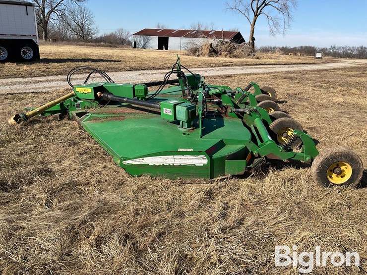 john-deere-15-image-8