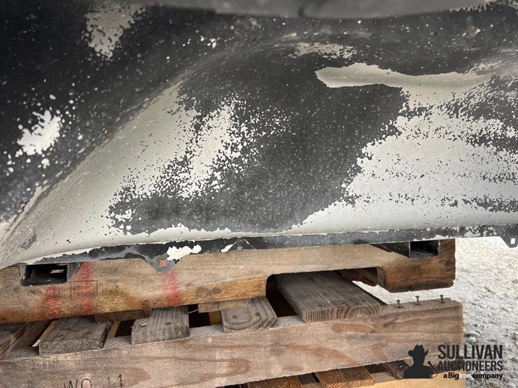 2015-gmc-3500-image-11