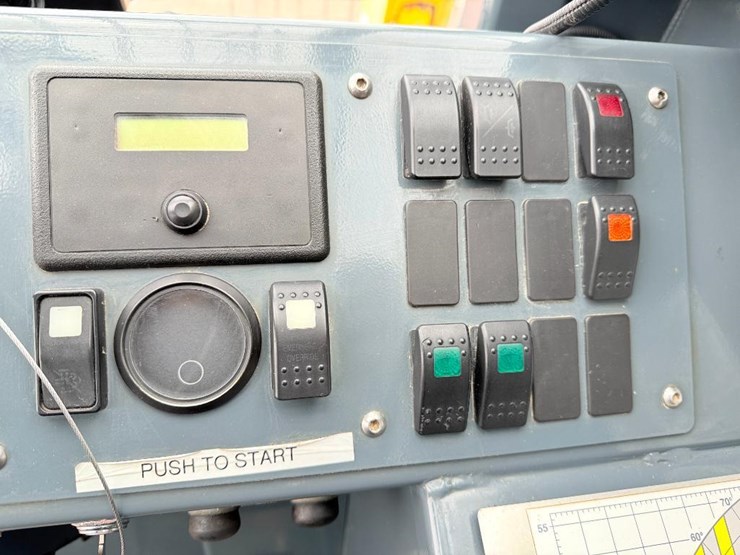 2014-gehl-rs10-55-image-45