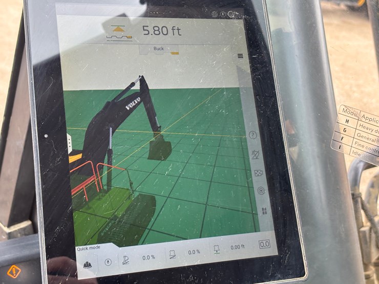 2022-volvo-ec220el-image-56