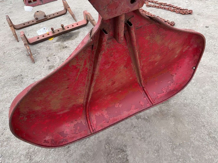 farmall-06-utility-fenders-image-7