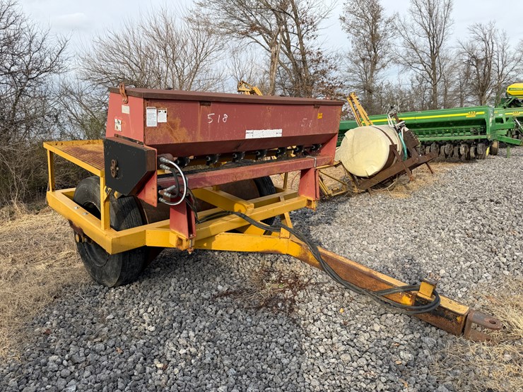 #41047-•-w&a-manufacturing-894-levee-seeder-and-packer-image-2