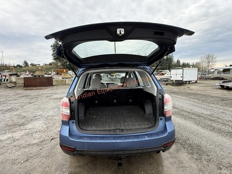 2015-subaru-forester-image-19