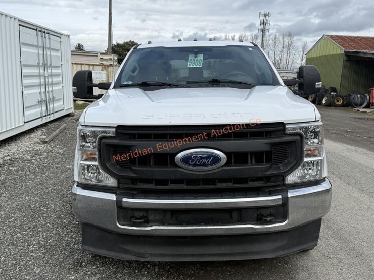 2020-ford-f350-image-8