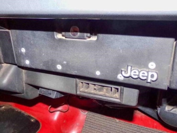 1990-jeep-wrangler-image-26