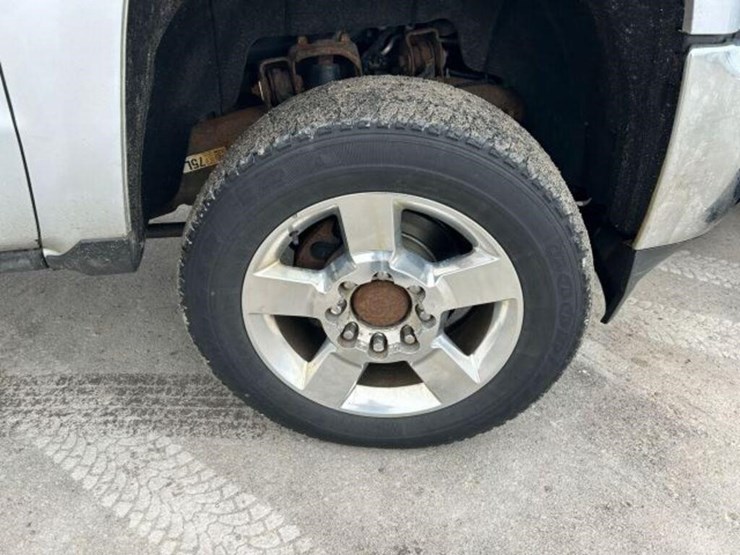 2018-chevrolet-silverado-2500hd-image-102