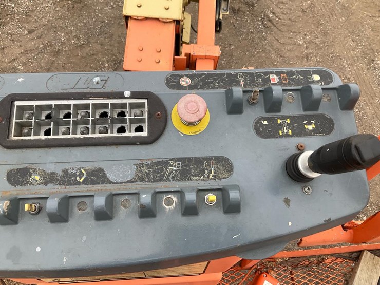 2002-jlg-601s-image-14