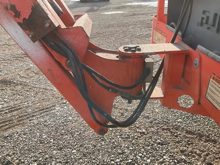 2000-jlg-e300ajp-image-58