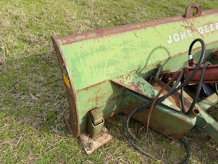 john-deere-8-image-14