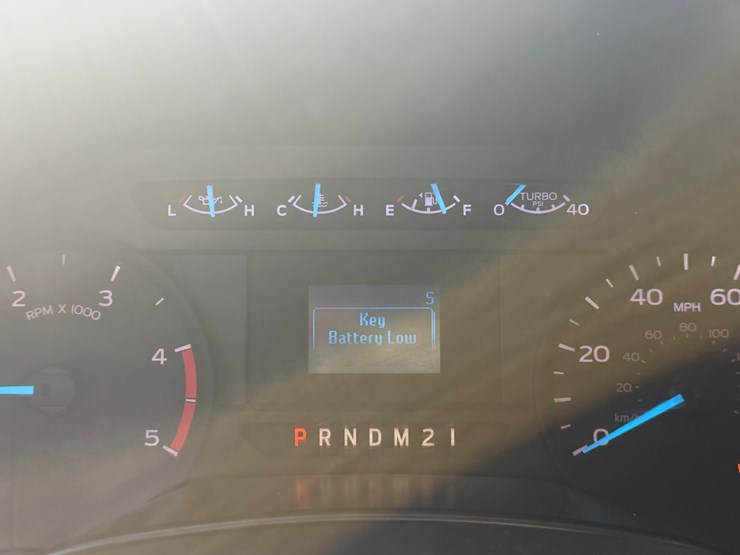 ford-f350-xl-image-22