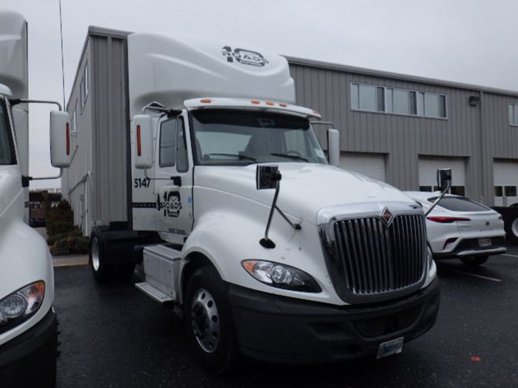 2016-international-prostar-image-5