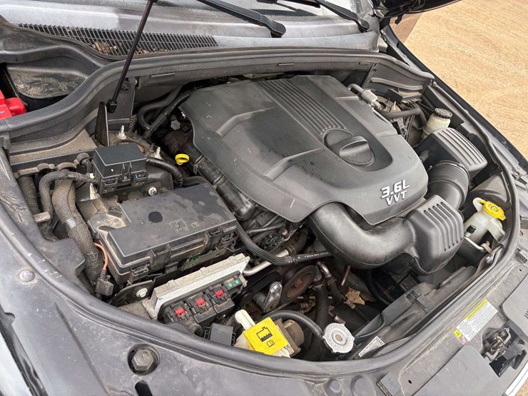 2012-jeep-grand-cherokee-image-24