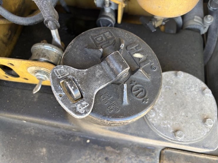 caterpillar-143h-image-65