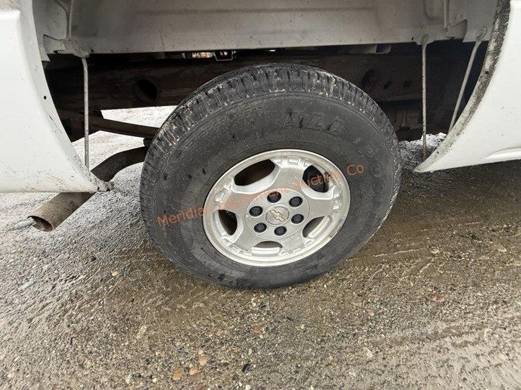 2000-chevrolet-silverado-1500-image-19